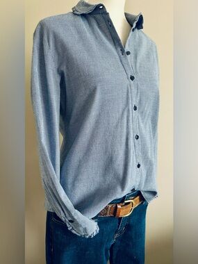 van Laack Germany Navy/White Button-Up Shirt w. Ruffled Edge.